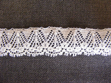 lace-trim-cu